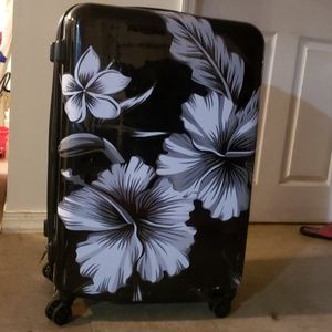 Triforce expandable 30in Suitcase